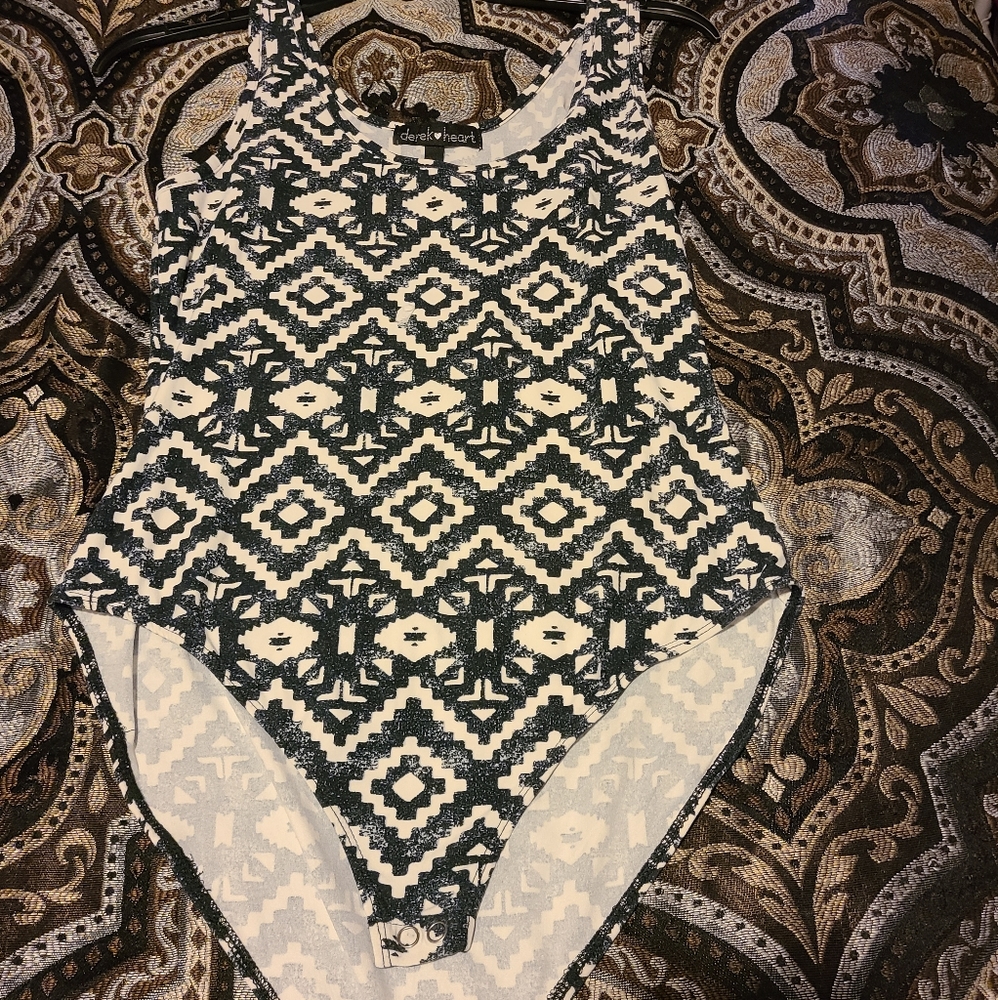 Geometric print body suit